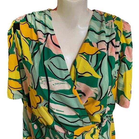 Maggy London Floral Printed Flutter Sleeve Dress Ruched Side Front Skirt Sz 16W - Picture 4 of 11